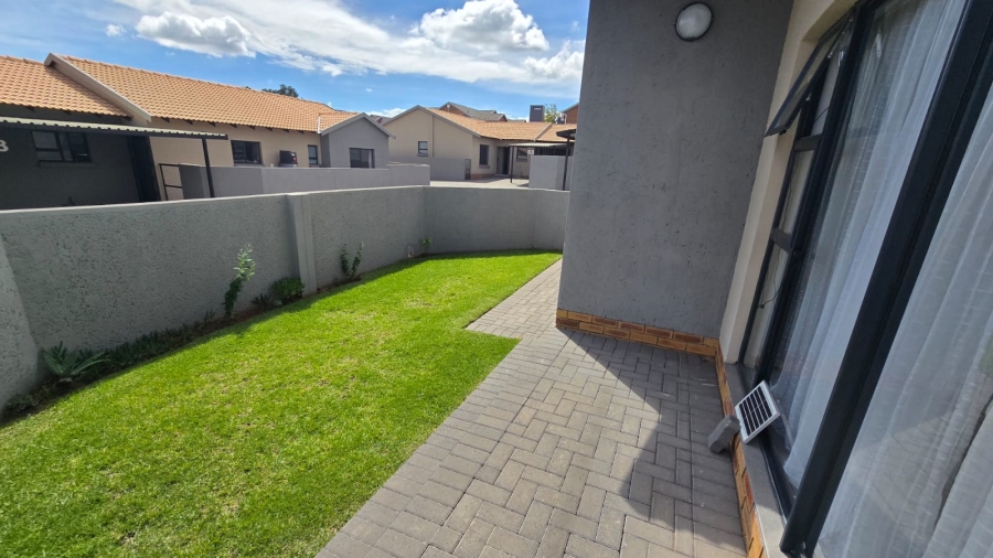 3 Bedroom Property for Sale in Heuwelsig Free State